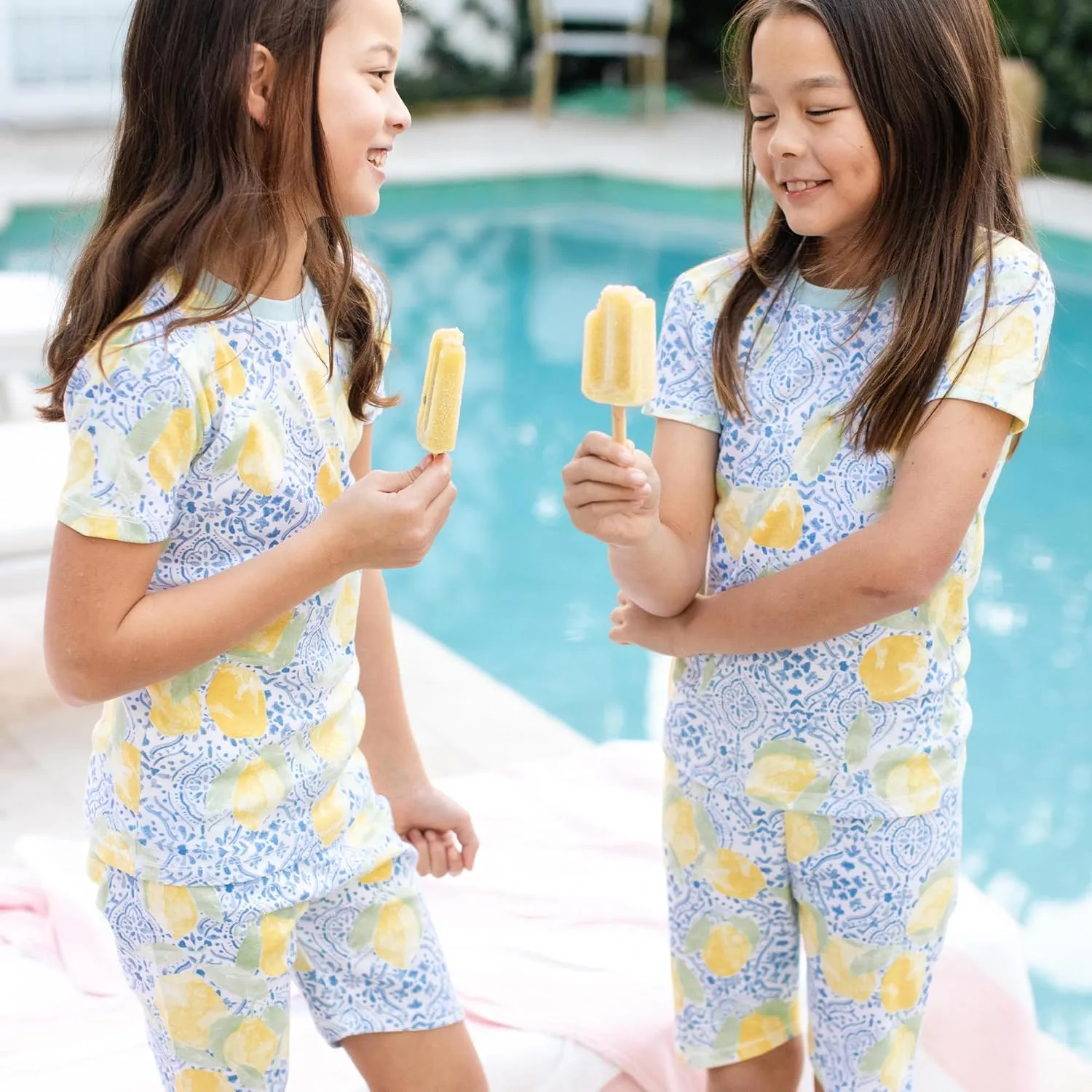 Burt's Bees Baby Baby Girls' Pajamas, Tee and Short 2-Piece Pj Set