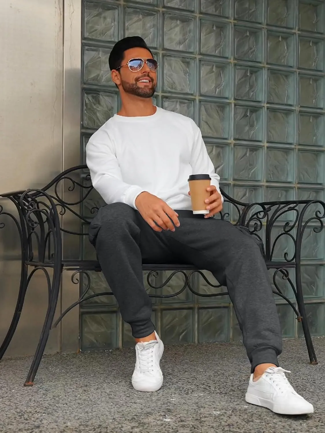 Mens Fleece Cargo Sweatpants Heavyweight Elastic Waist Pants with Pockets Baggy Drawstring Jogger Pants