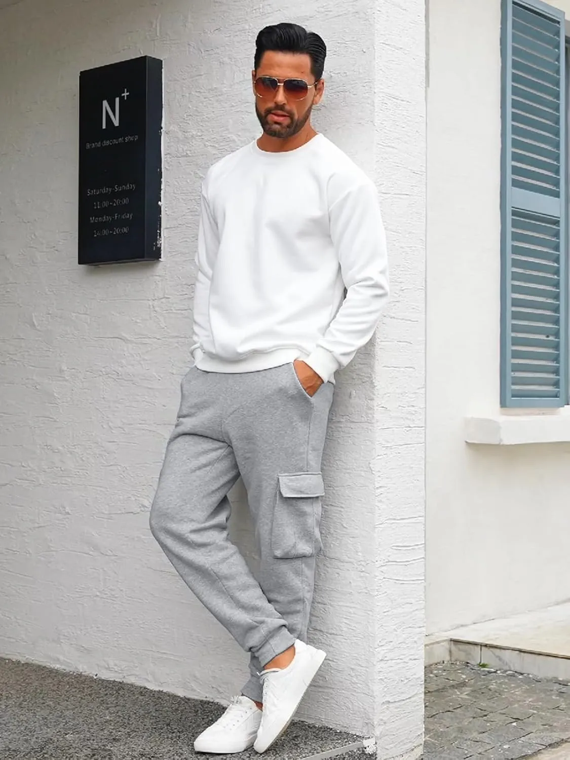 Mens Fleece Cargo Sweatpants Heavyweight Elastic Waist Pants with Pockets Baggy Drawstring Jogger Pants