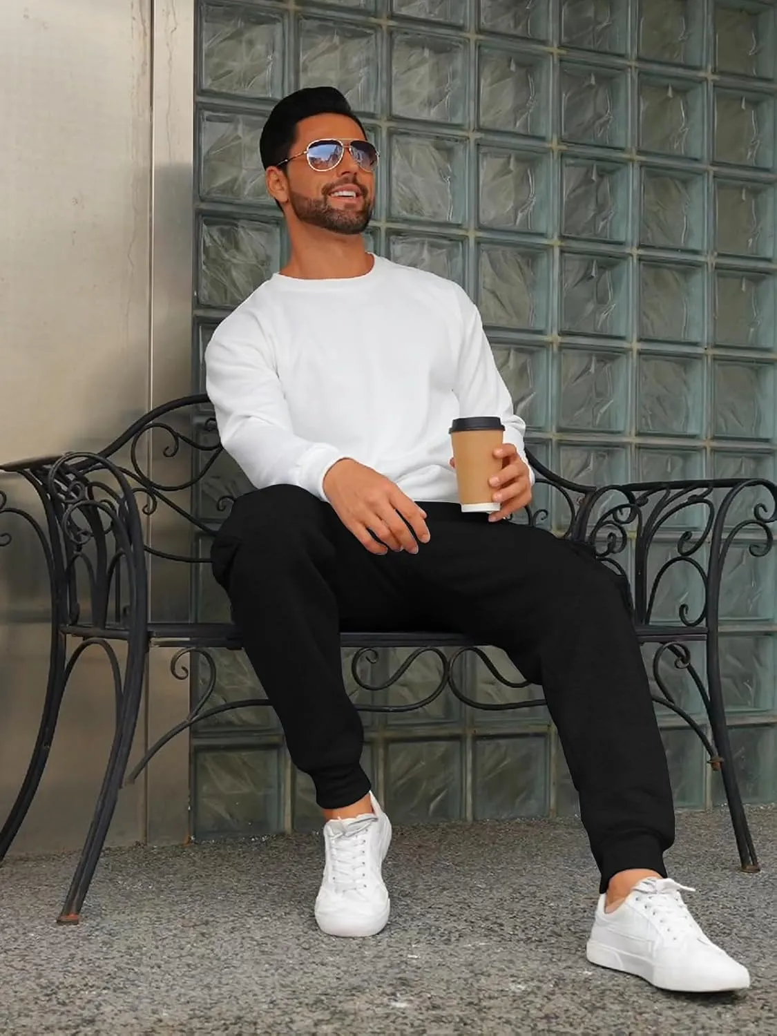 Mens Fleece Cargo Sweatpants Heavyweight Elastic Waist Pants with Pockets Baggy Drawstring Jogger Pants